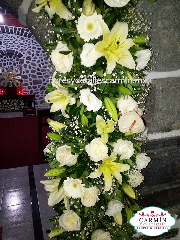 Decoración de Iglesias Florería Boutique Carmín